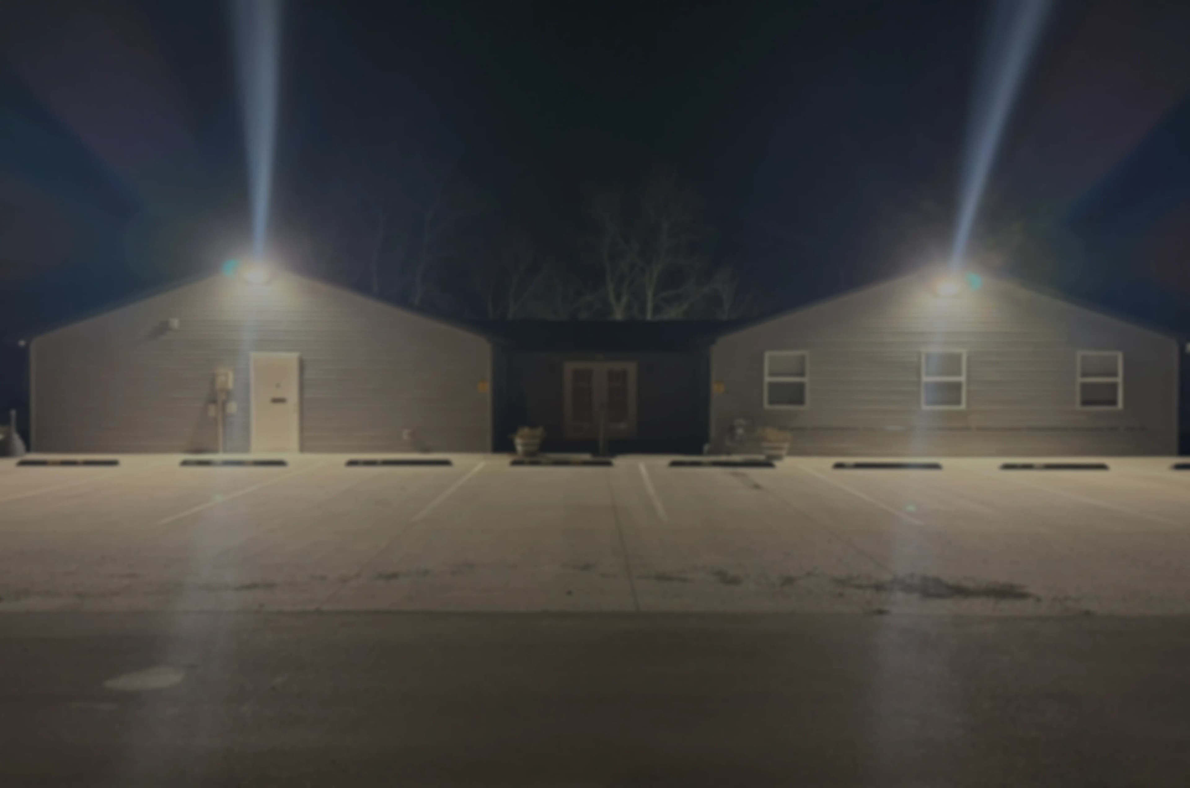 M&Q Transportation background 3